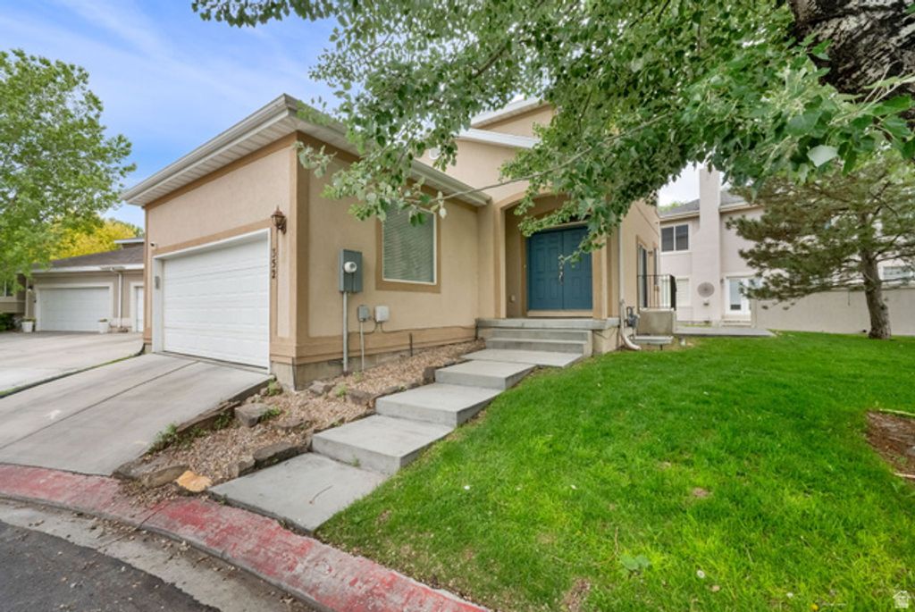 352 BAYSIDE DR, Saratoga Springs, UT 84045