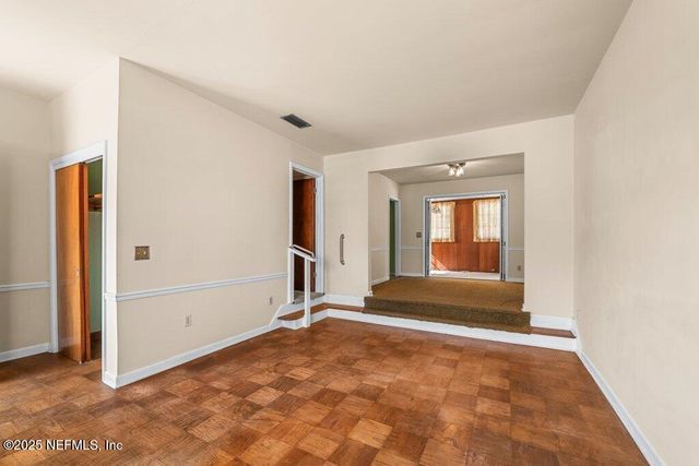 7204 HERNANDO Road, Jacksonville, FL 32217