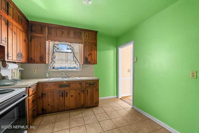 7204 HERNANDO Road, Jacksonville, FL 32217