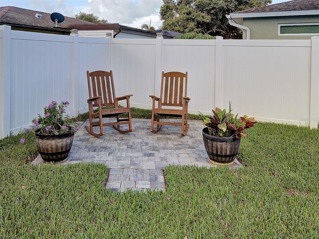 1439 STRADA D ORO, Venice, FL 34292