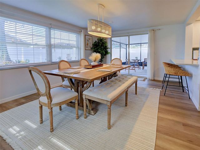 1439 STRADA D ORO, Venice, FL 34292