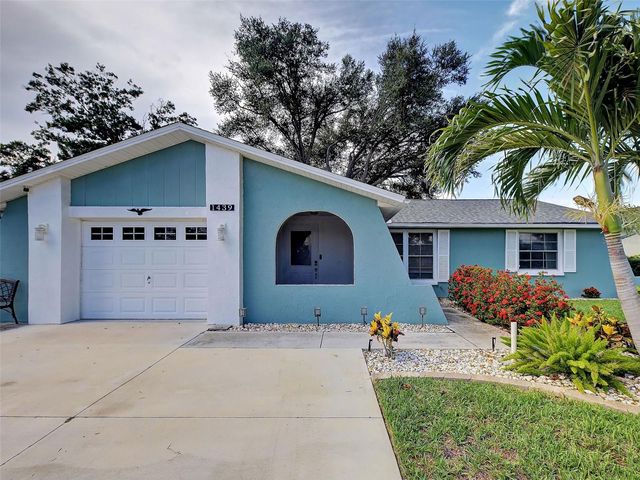 1439 STRADA D ORO, Venice, FL 34292