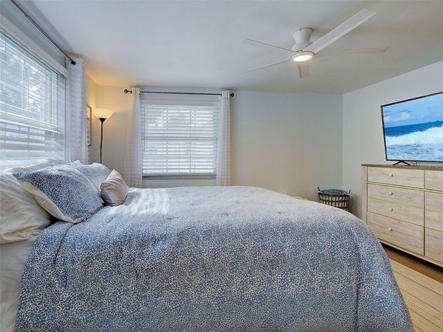 1439 STRADA D ORO, Venice, FL 34292