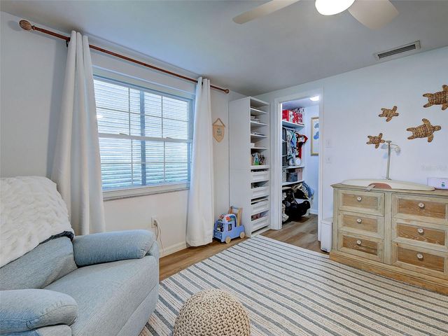 1439 STRADA D ORO, Venice, FL 34292