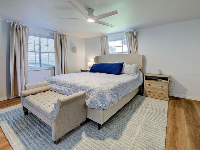 1439 STRADA D ORO, Venice, FL 34292