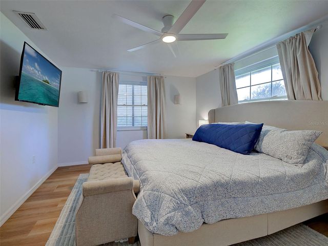 1439 STRADA D ORO, Venice, FL 34292