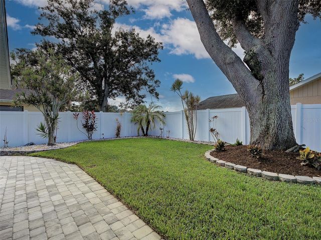 1439 STRADA D ORO, Venice, FL 34292