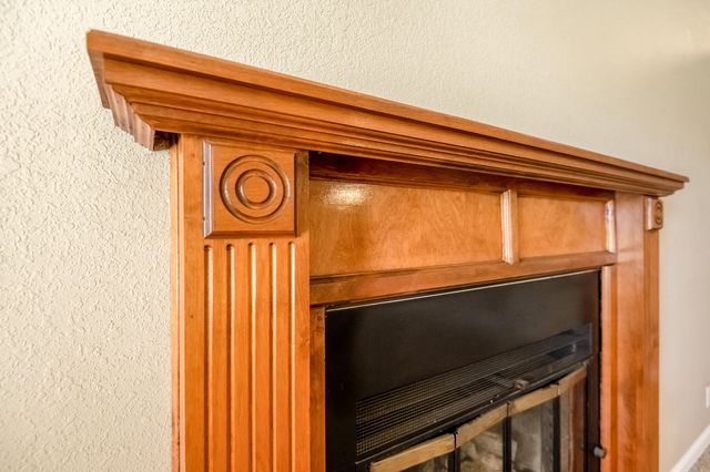 1282 E Ben Franklin Avenue, Tulare, CA 93274