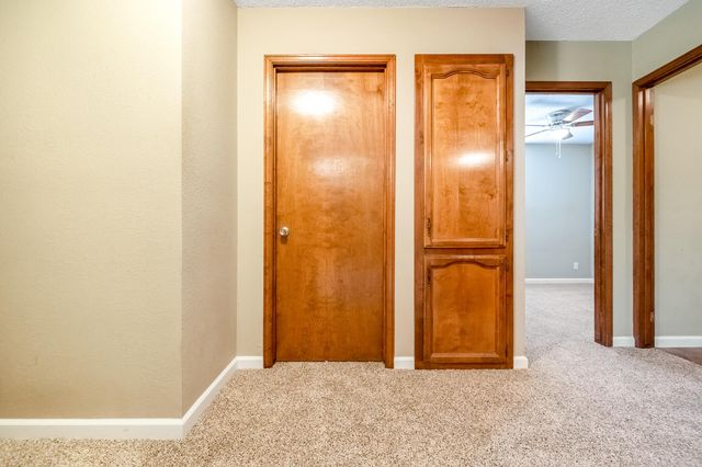 1282 E Ben Franklin Avenue, Tulare, CA 93274