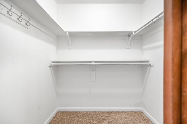 1282 E Ben Franklin Avenue, Tulare, CA 93274