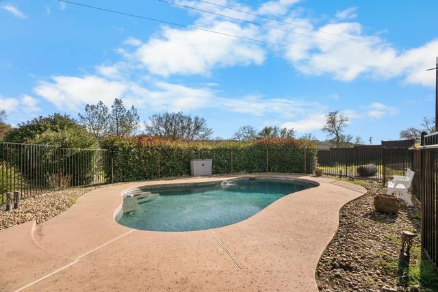 4383 Hillvale, Valley Springs, CA 95252