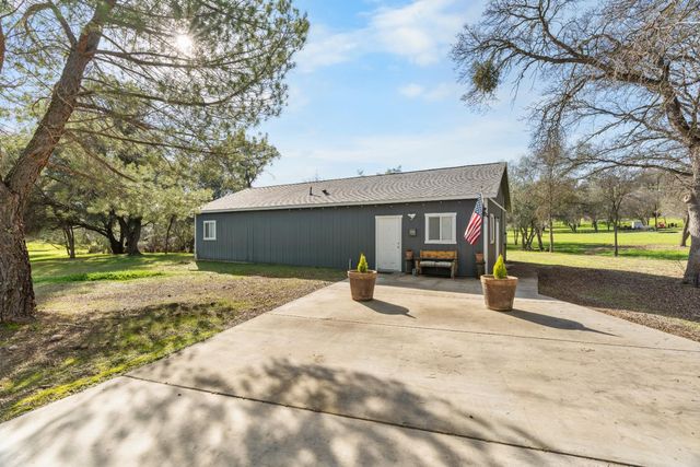 4383 Hillvale, Valley Springs, CA 95252