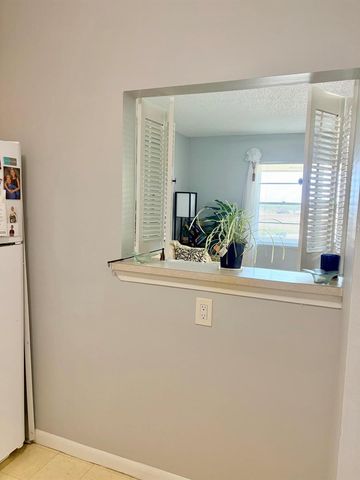 14 Easthampton A, West Palm Beach, FL 33417
