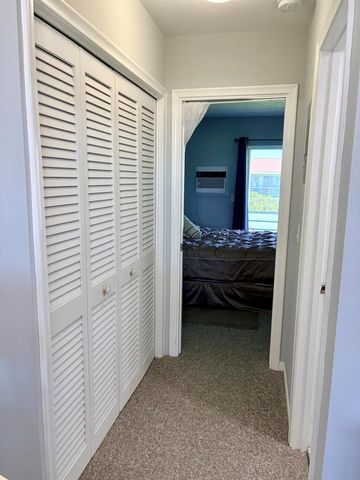 14 Easthampton A, West Palm Beach, FL 33417
