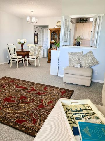 14 Easthampton A, West Palm Beach, FL 33417