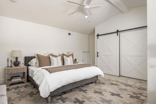 1107 Catania Court 208, Encinitas, CA 92024