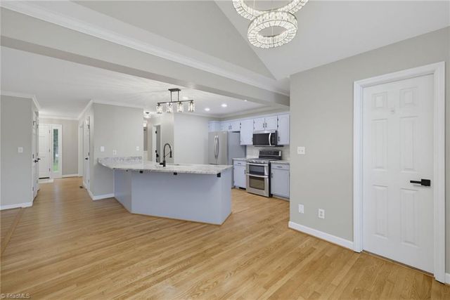 992 Lake Forest Court, Eden, NC 27288