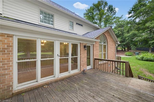 992 Lake Forest Court, Eden, NC 27288