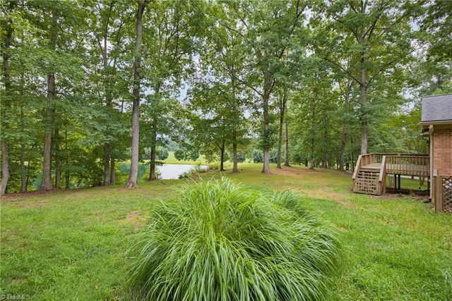 992 Lake Forest Court, Eden, NC 27288