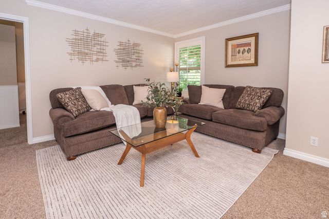 2090 E GREENWICH CIR, Sandy, UT 84093
