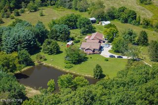 268 Plateau Rd, Crossville, TN 38571