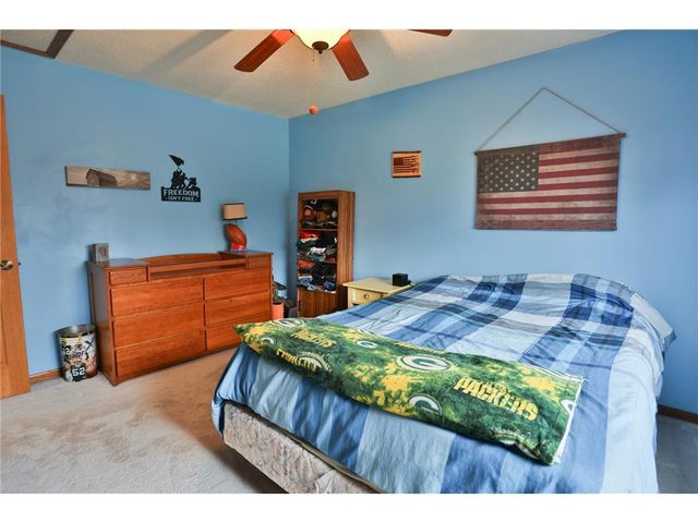924 Ridge Pass, Hudson, WI 54016