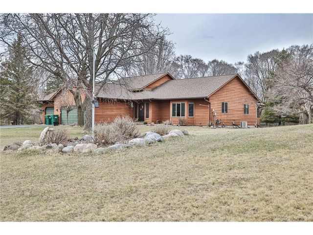 924 Ridge Pass, Hudson, WI 54016