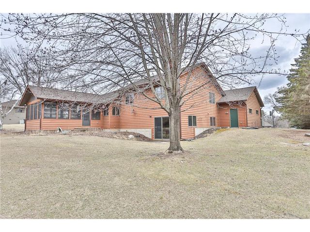 924 Ridge Pass, Hudson, WI 54016
