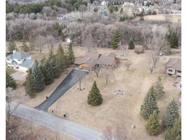 924 Ridge Pass, Hudson, WI 54016