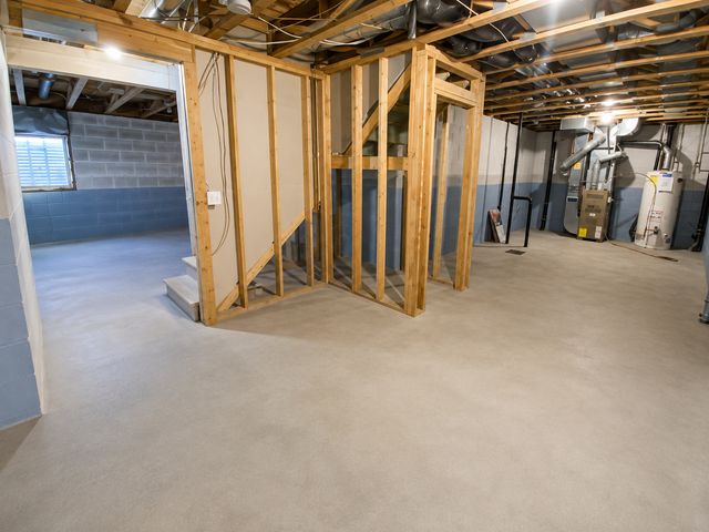 1088 Lovell Avenue W, Roseville, MN 55113