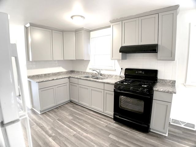 3451 W 38th Street, Chicago, IL 60632