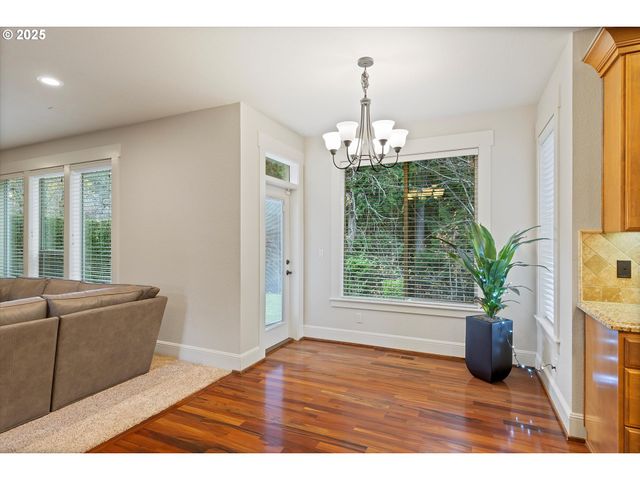 2875 Se ELLIOTT Dr, Gresham, OR 97080