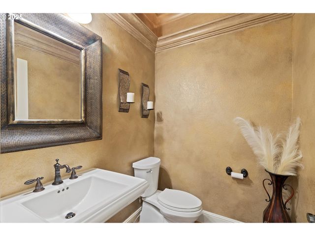 2875 Se ELLIOTT Dr, Gresham, OR 97080