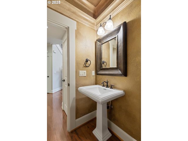 2875 Se ELLIOTT Dr, Gresham, OR 97080