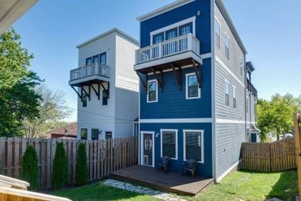 1212 Ashwood Ave, Nashville, TN 37212