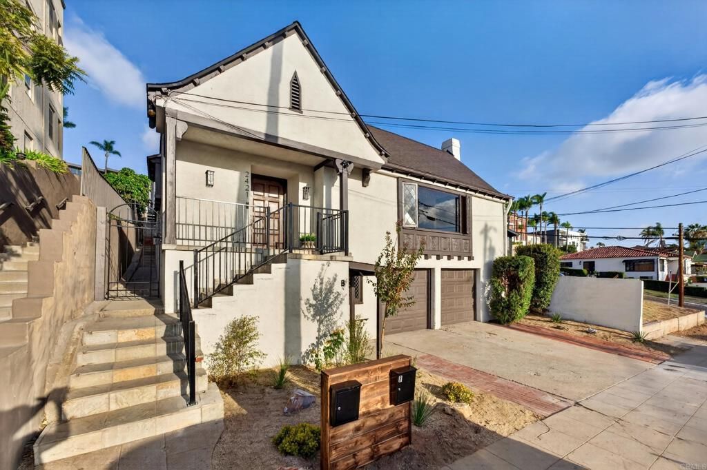 2421 Brant Street, San Diego, CA 92101 — photo 3