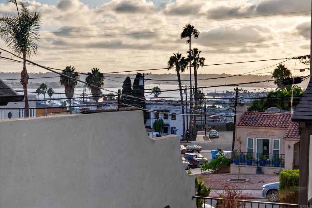 2421 Brant Street, San Diego, CA 92101 — photo 4