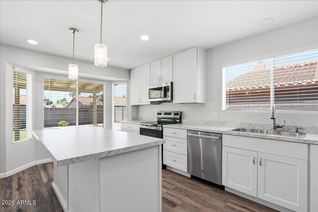 2135 W MONROE Street, Chandler, AZ 85224