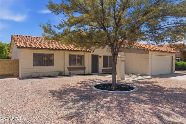 2135 W MONROE Street, Chandler, AZ 85224