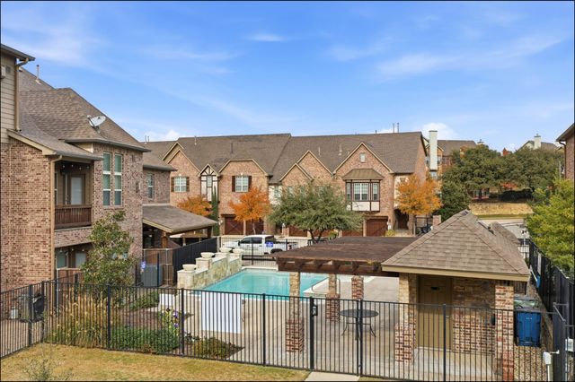 555 Waterloo Drive, Lewisville, TX 75067