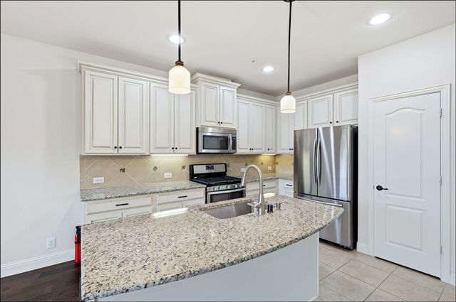 555 Waterloo Drive, Lewisville, TX 75067