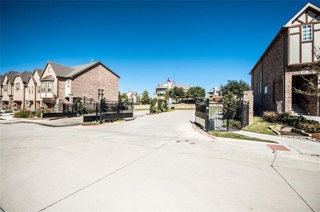 555 Waterloo Drive, Lewisville, TX 75067