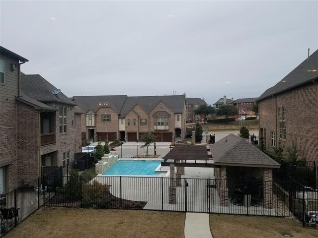 555 Waterloo Drive, Lewisville, TX 75067