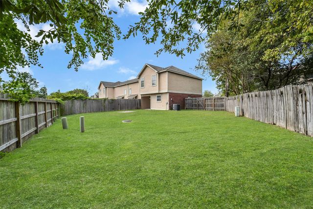 10007 Emerald Creek Drive A-D, Houston, TX 77070