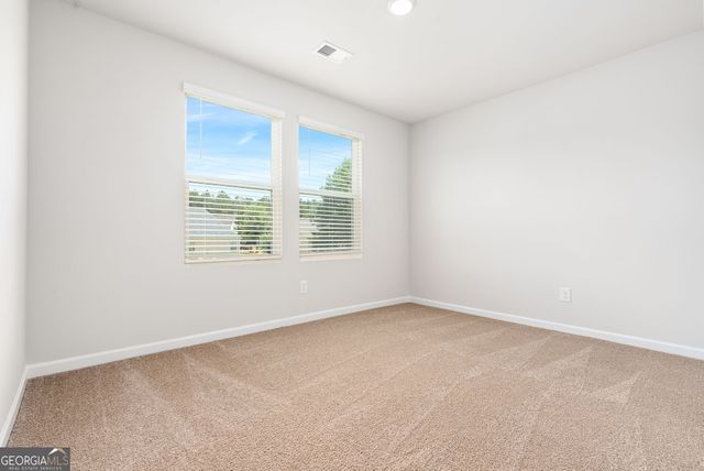 202 Freshwater Court E36, Lagrange, GA 30241