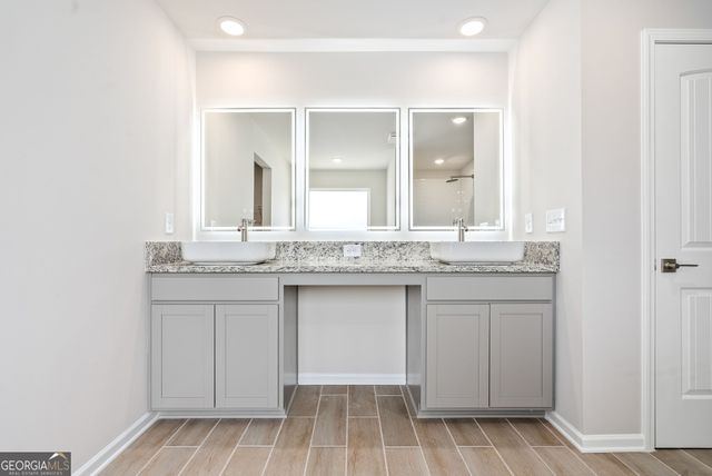 202 Freshwater Court E36, Lagrange, GA 30241