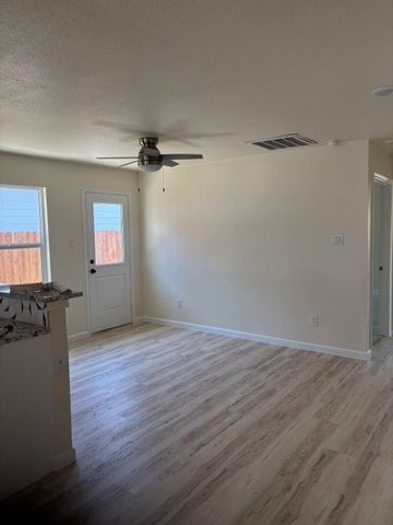 104 S Wall Street, Itasca, TX 76055