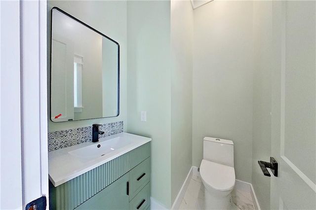 1002 Azalea Drive, Hoboken, GA 31542