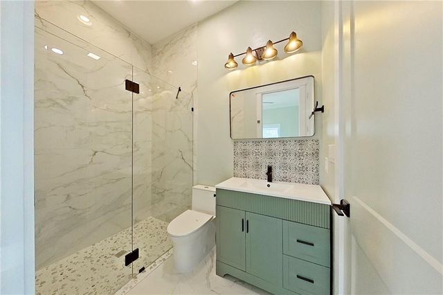 1002 Azalea Drive, Hoboken, GA 31542