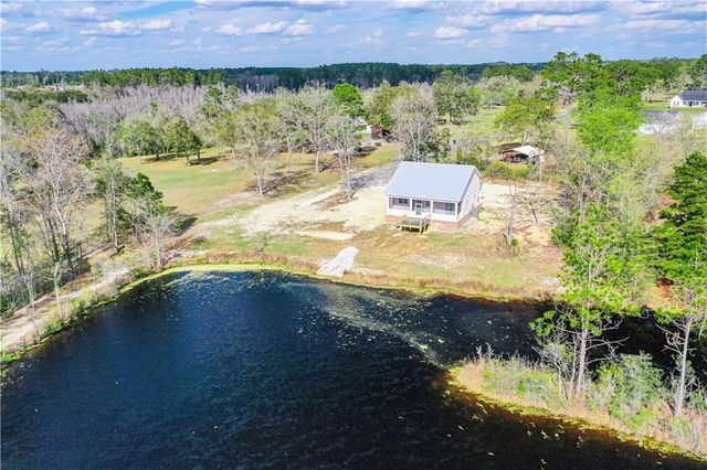 1002 Azalea Drive, Hoboken, GA 31542